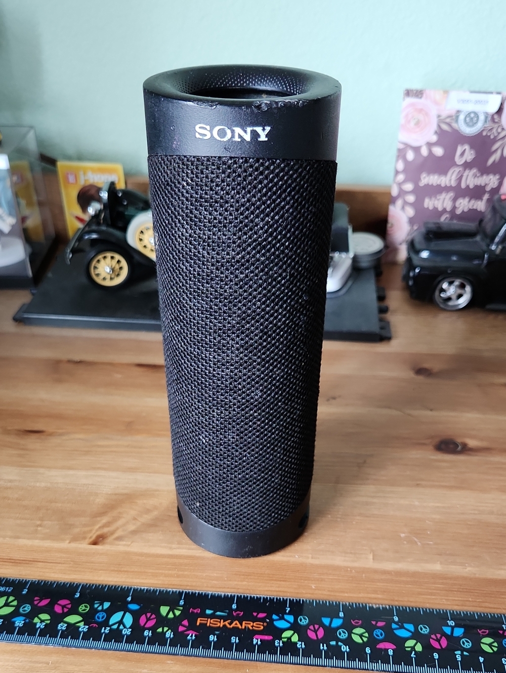 Sony Black Portable Bluetooth Speaker Cylinder